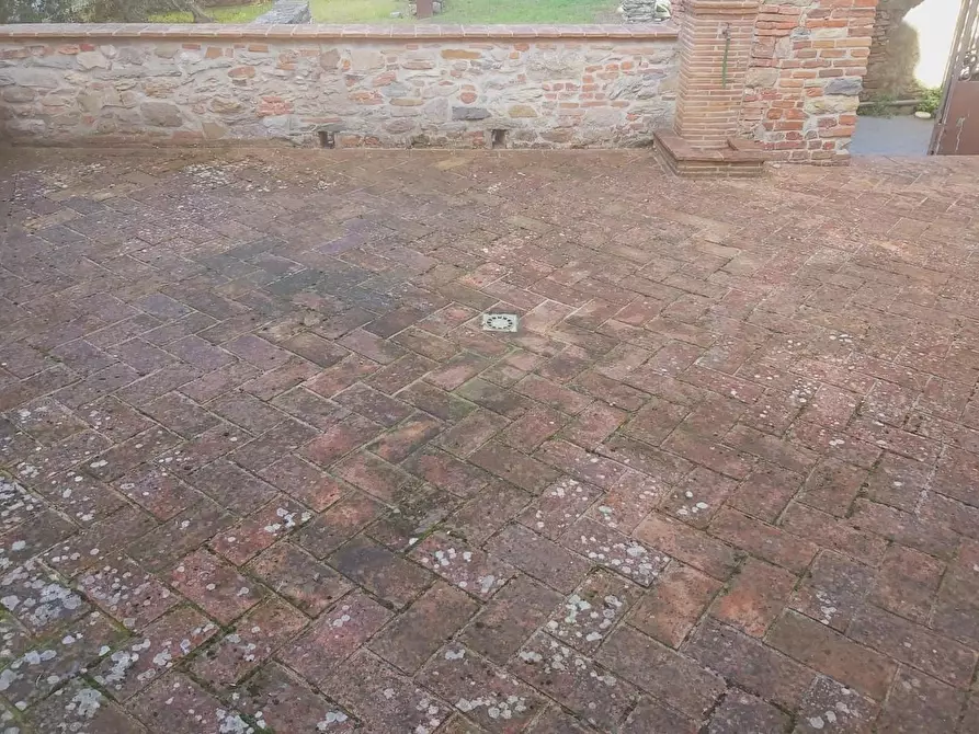 Immagine 28 di Porzione di casa in vendita  a Vicopisano