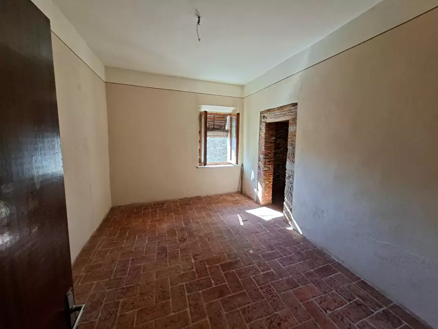Immagine 49 di Porzione di casa in vendita  a Vicopisano