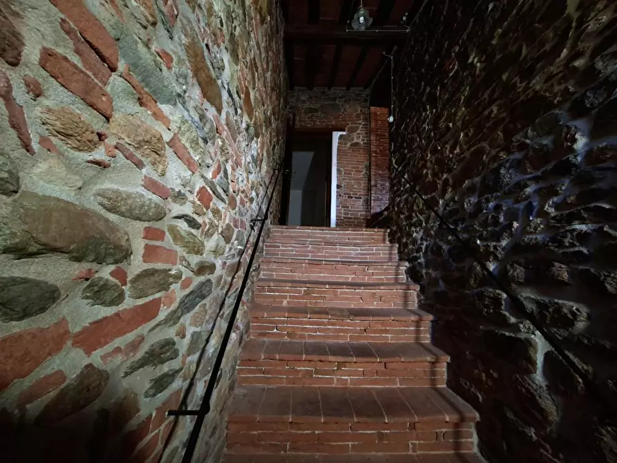 Immagine 40 di Porzione di casa in vendita  a Vicopisano