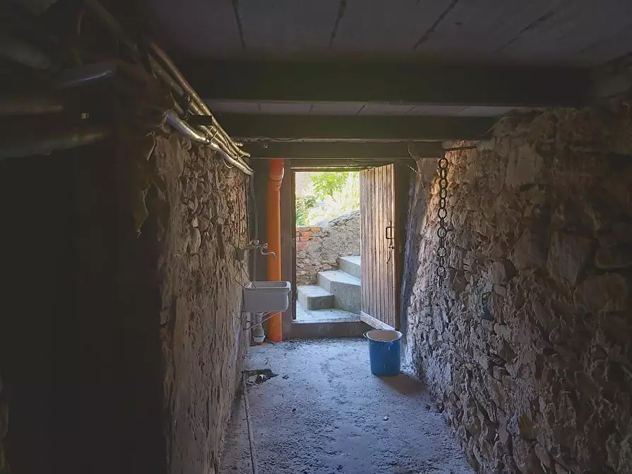 Immagine 35 di Porzione di casa in vendita  a Vicopisano