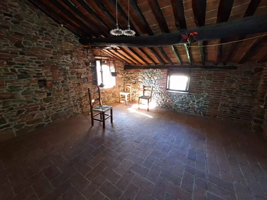 Immagine 42 di Porzione di casa in vendita  a Vicopisano