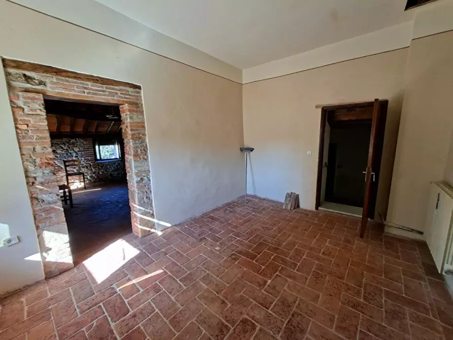 Immagine 48 di Porzione di casa in vendita  a Vicopisano