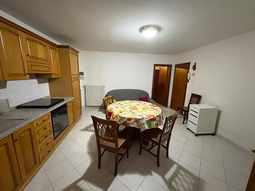 Immagine 2 di Appartamento in vendita  a Pontedera
