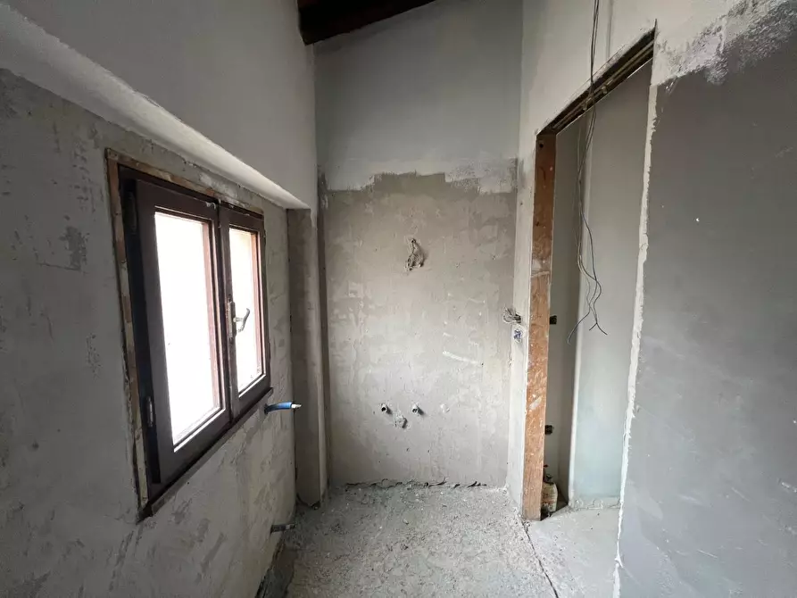 Immagine 18 di Appartamento in vendita  a Calcinaia