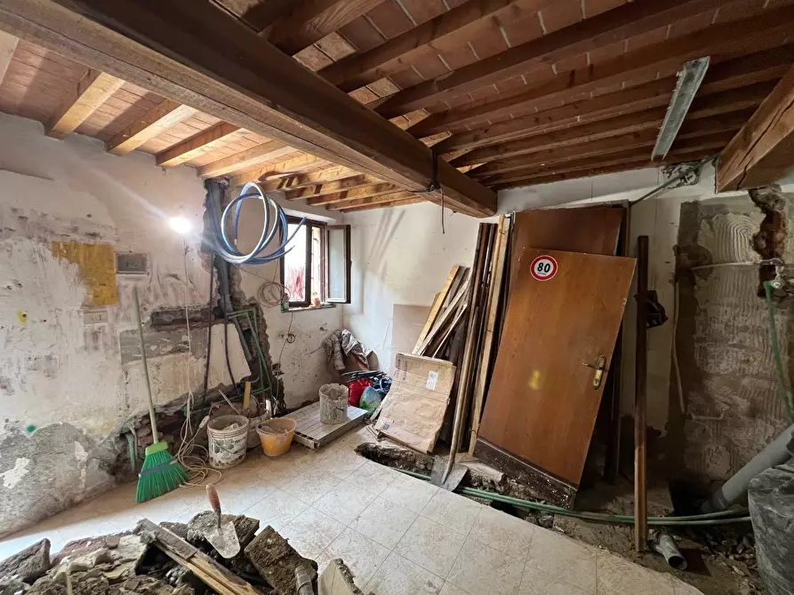 Immagine 23 di Appartamento in vendita  a Calcinaia