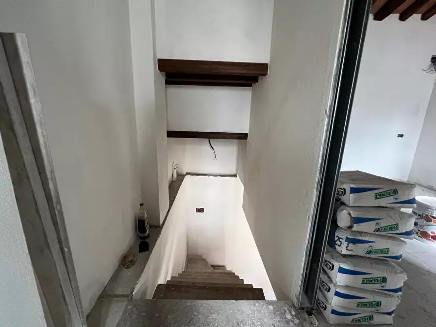 Immagine 27 di Appartamento in vendita  a Calcinaia