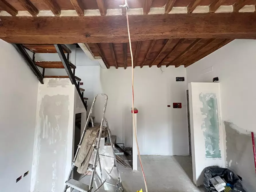 Immagine 14 di Appartamento in vendita  a Calcinaia