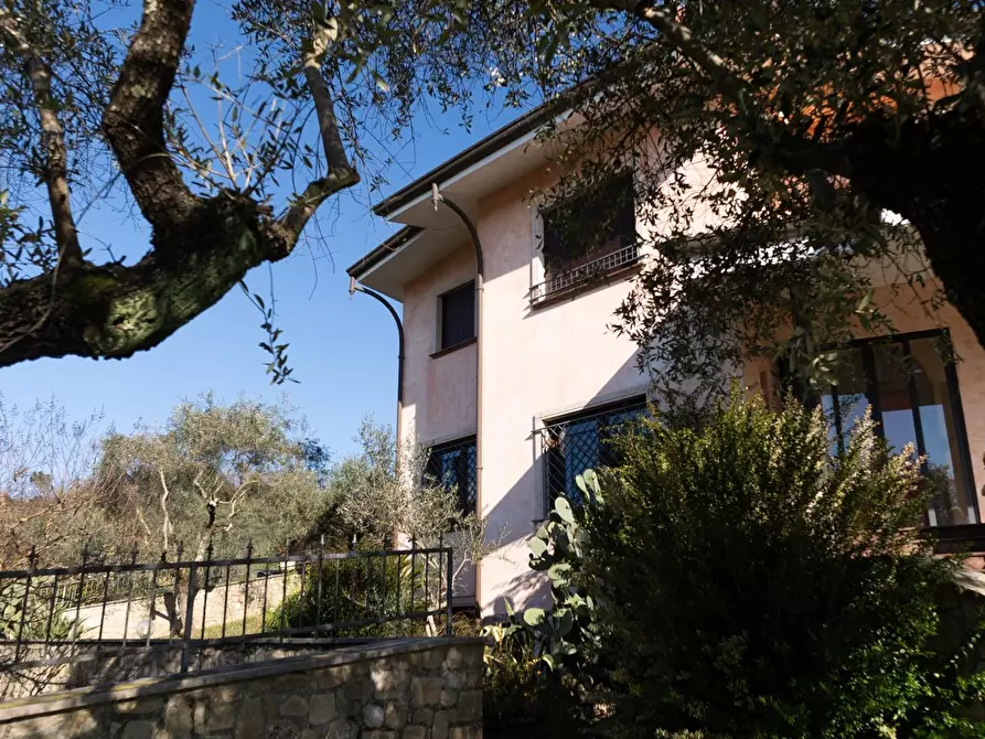 Immagine 27 di Casa indipendente in vendita  a Carrara