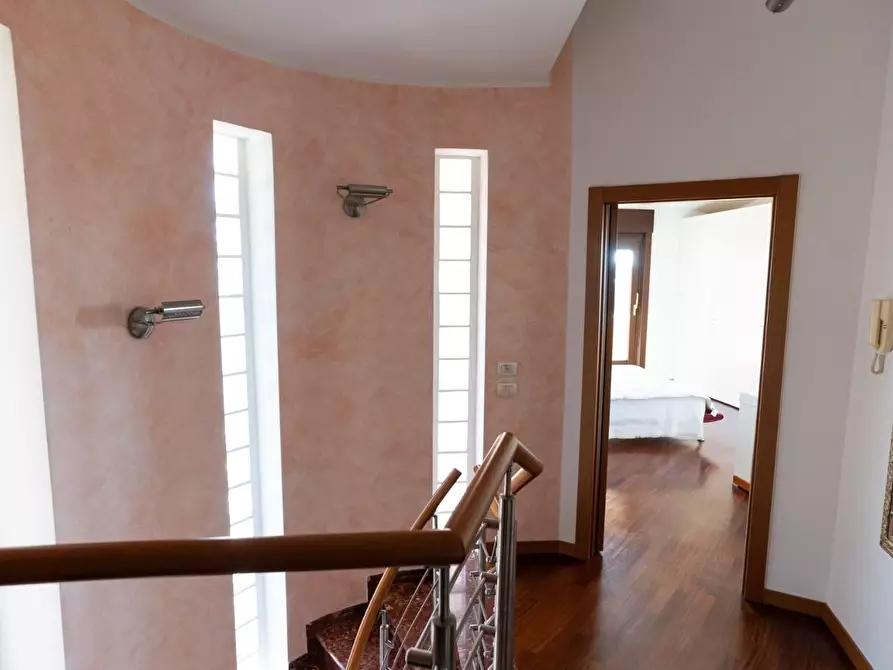 Immagine 55 di Casa indipendente in vendita  a Carrara