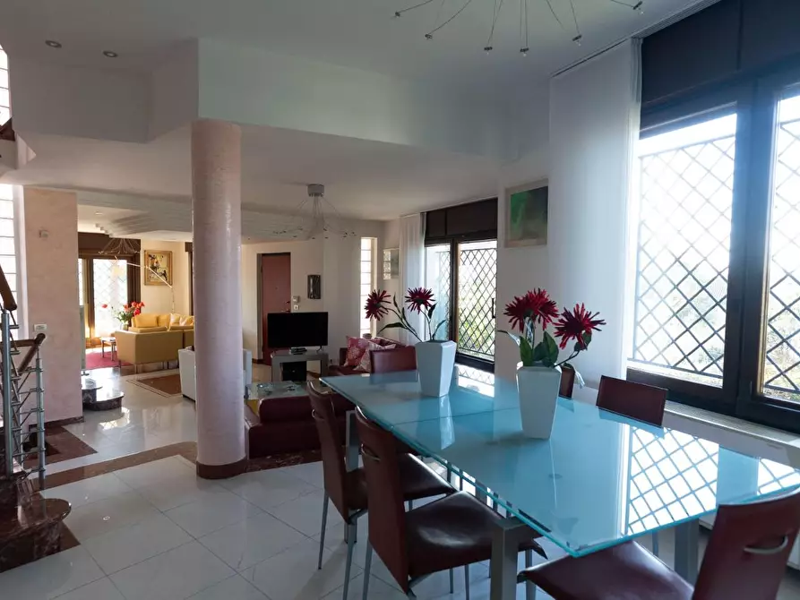 Immagine 57 di Casa indipendente in vendita  a Carrara