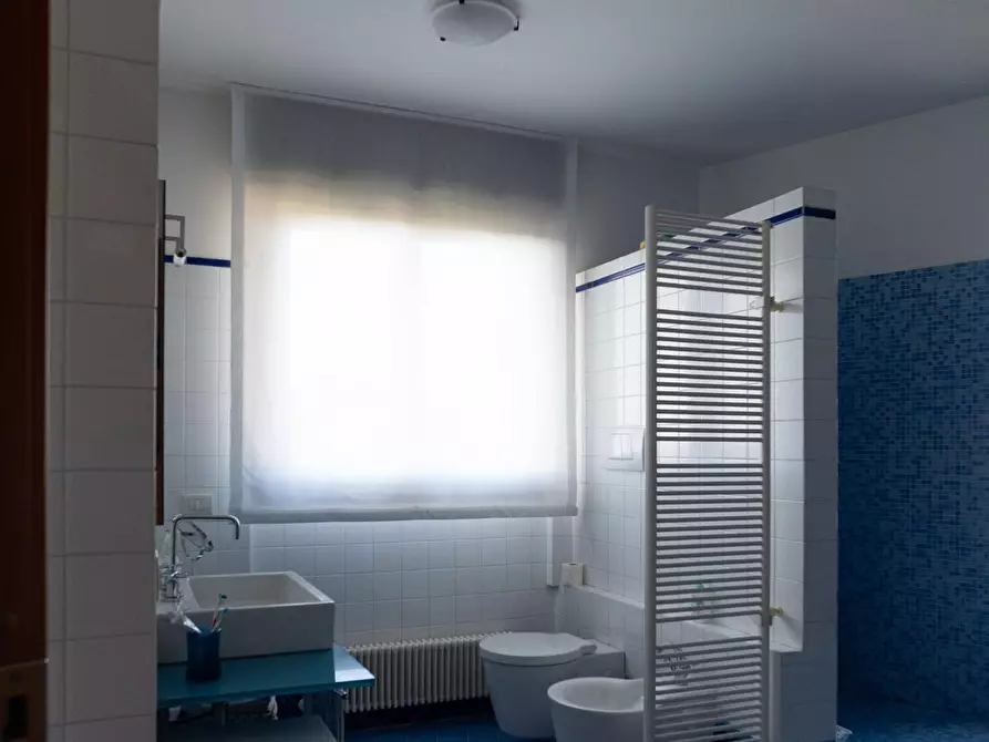 Immagine 14 di Casa indipendente in vendita  a Carrara