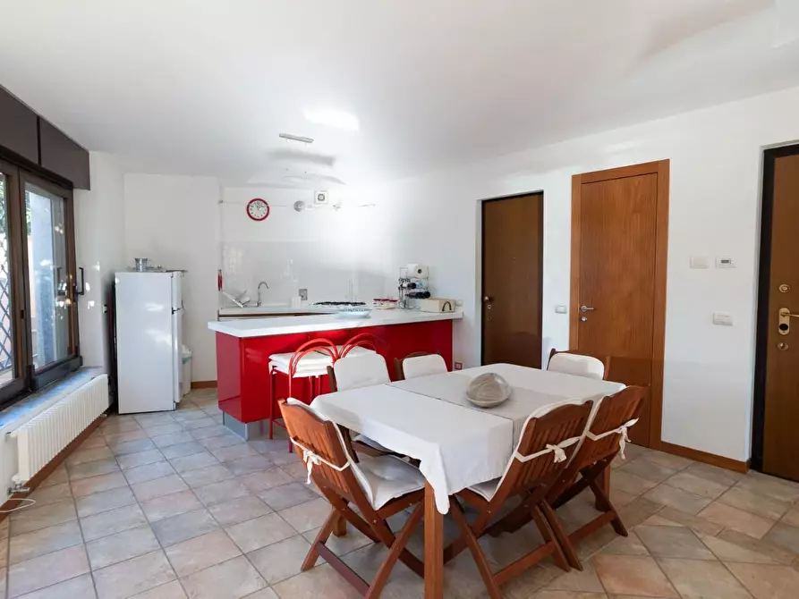 Immagine 78 di Casa indipendente in vendita  a Carrara