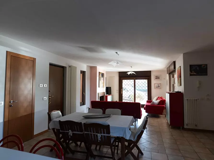 Immagine 81 di Casa indipendente in vendita  a Carrara