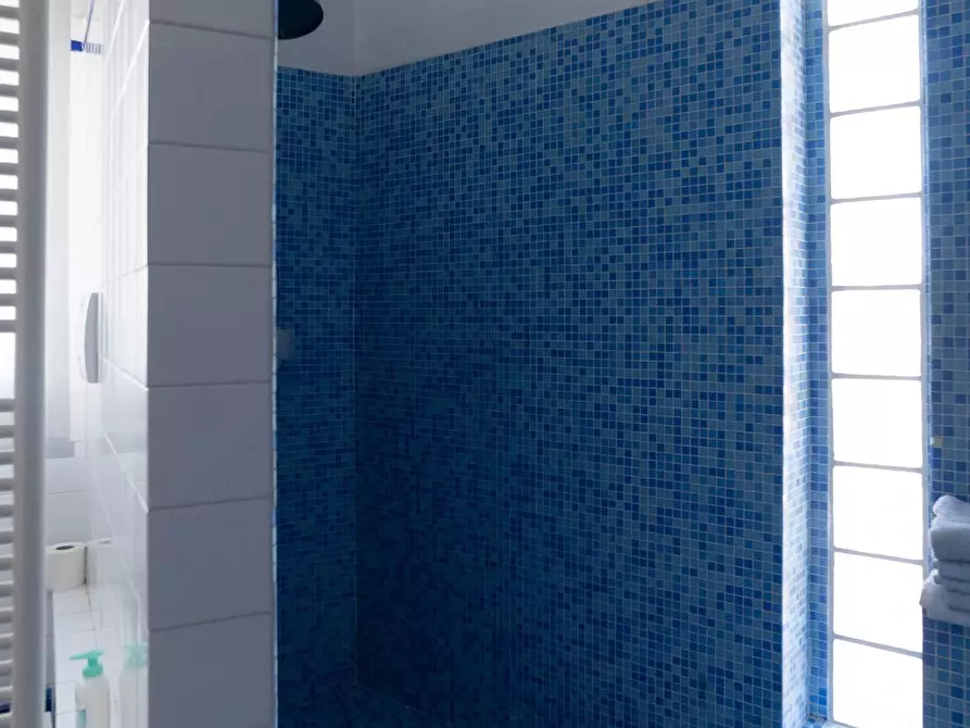 Immagine 20 di Casa indipendente in vendita  a Carrara