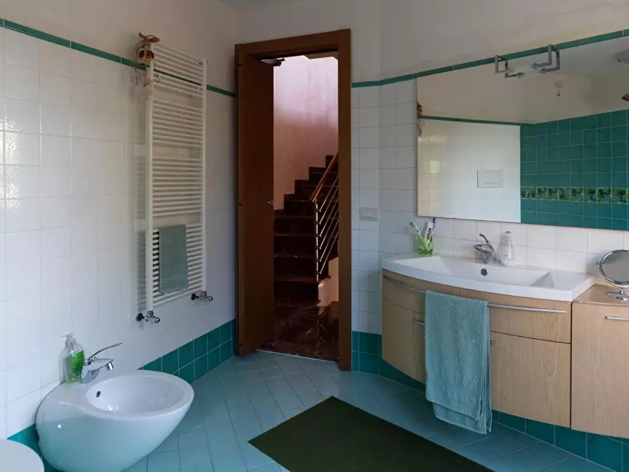 Immagine 73 di Casa indipendente in vendita  a Carrara