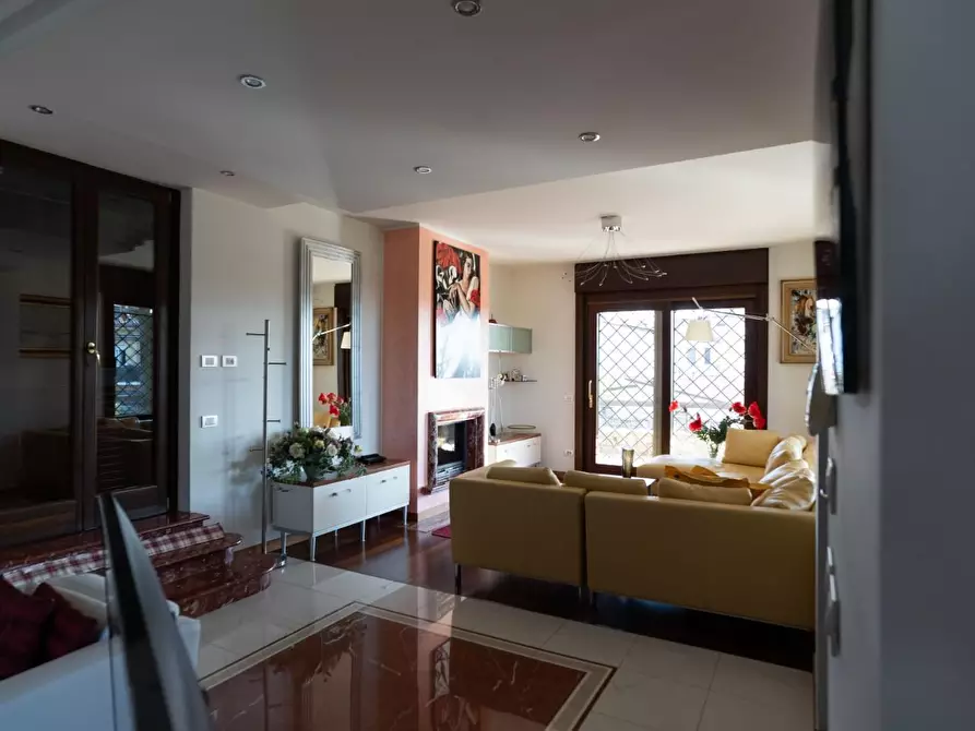 Immagine 69 di Casa indipendente in vendita  a Carrara