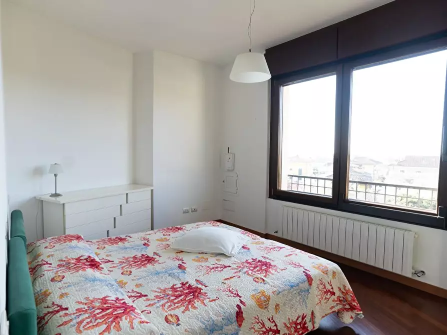 Immagine 49 di Casa indipendente in vendita  a Carrara