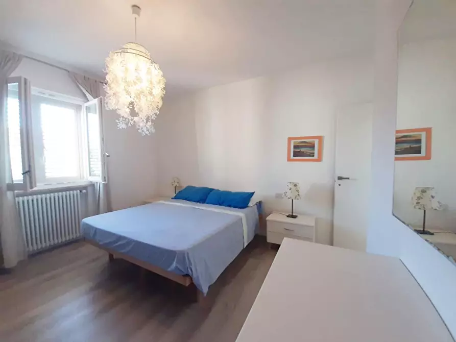 Immagine 6 di Appartamento in vendita  a Cecina