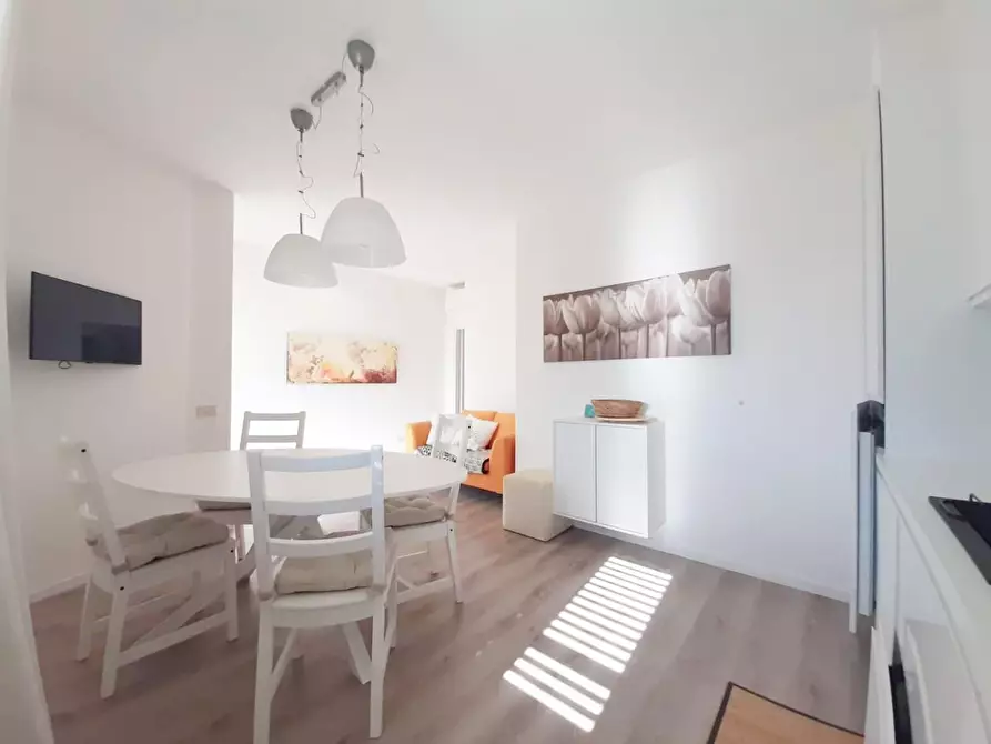 Immagine 3 di Appartamento in vendita  a Cecina