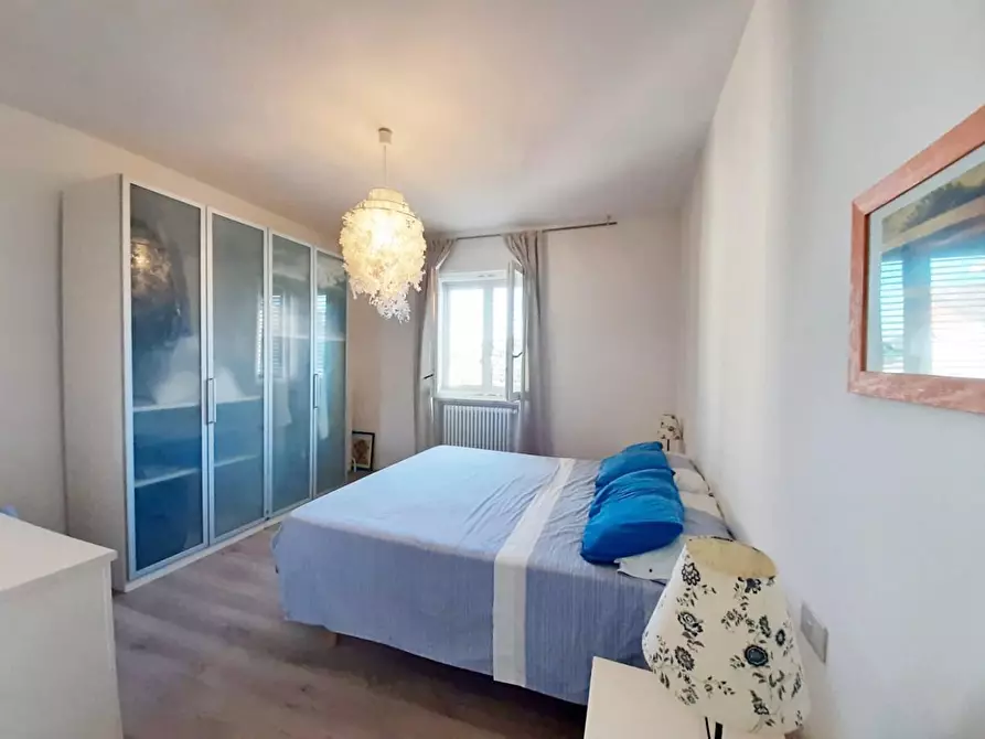 Immagine 7 di Appartamento in vendita  a Cecina