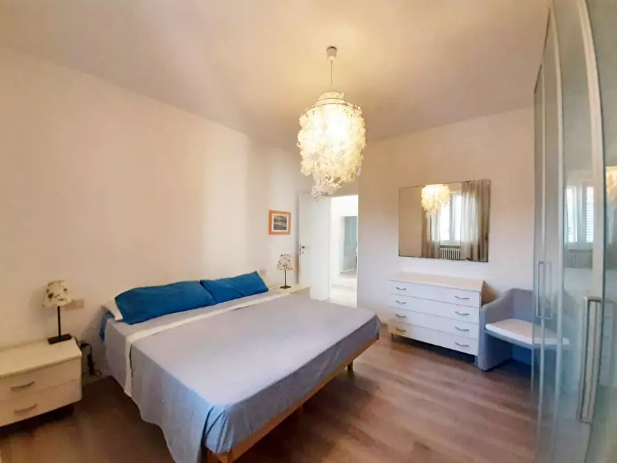 Immagine 9 di Appartamento in vendita  a Cecina