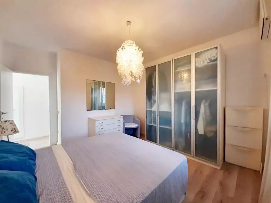 Immagine 8 di Appartamento in vendita  a Cecina