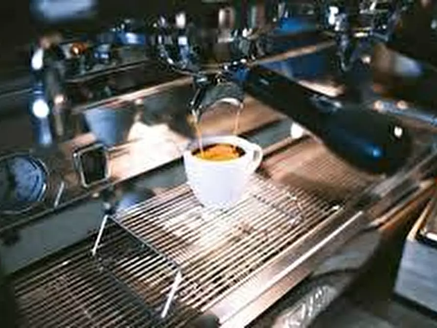 Immagine 23 di Bar / Ristorante in vendita  a Moncalieri