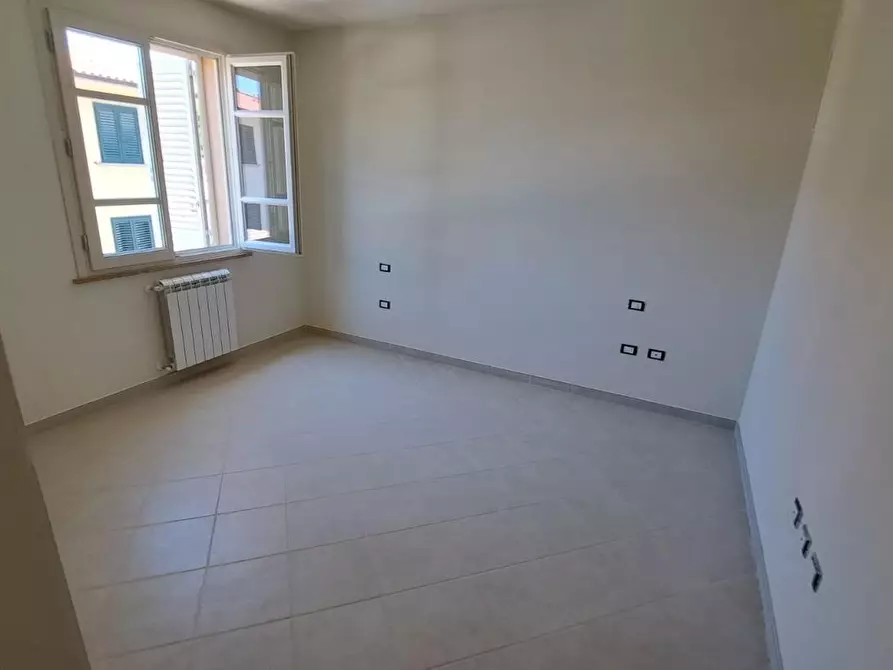 Immagine 5 di Appartamento in vendita  a Rosignano Marittimo