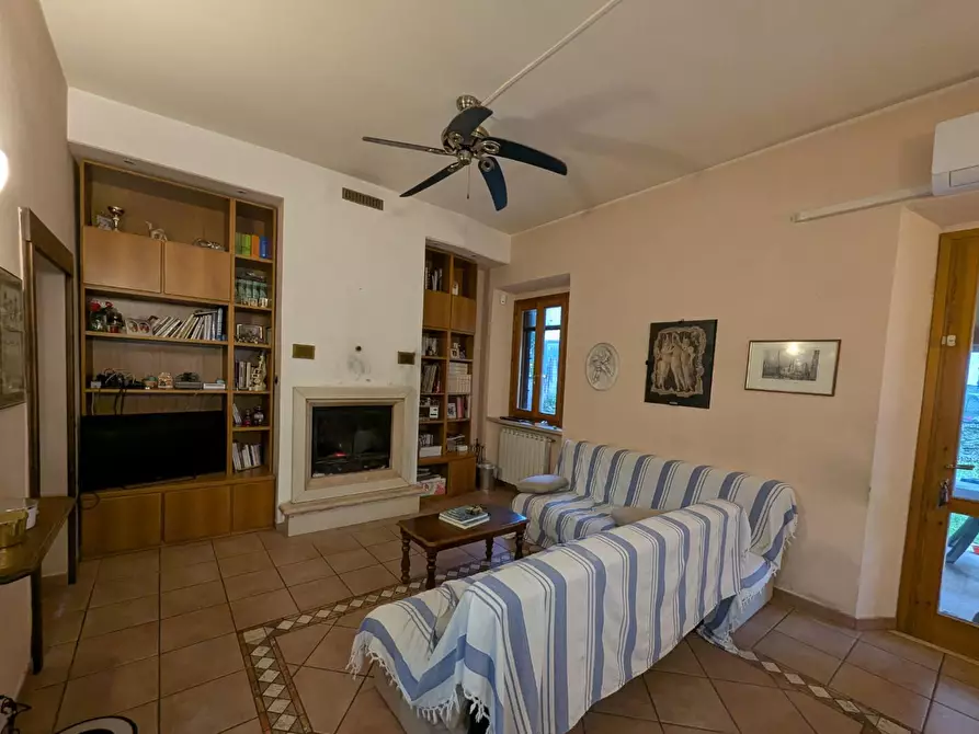 Immagine 9 di Casa indipendente in vendita  a Orbetello