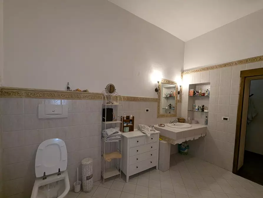 Immagine 12 di Casa indipendente in vendita  a Orbetello