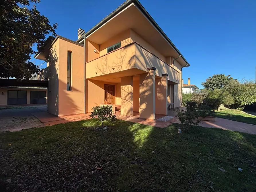 Immagine 6 di Casa bifamiliare in vendita  a Terricciola