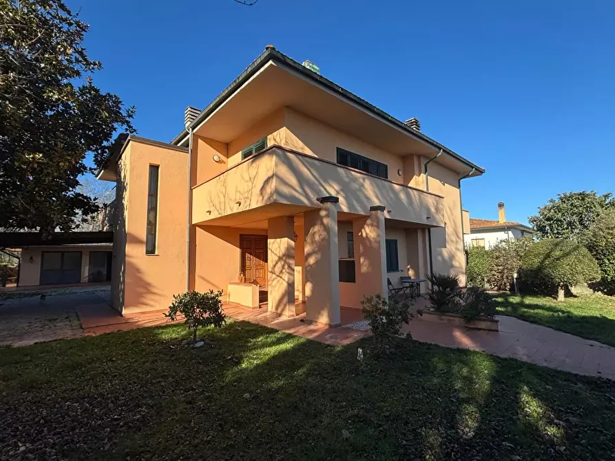 Immagine 8 di Casa bifamiliare in vendita  a Terricciola