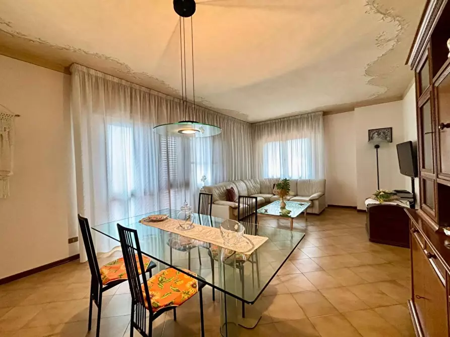 Immagine 20 di Casa bifamiliare in vendita  a Terricciola