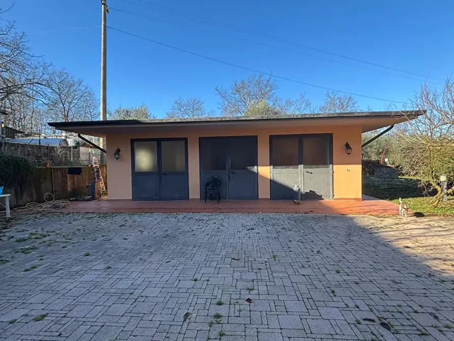 Immagine 15 di Casa bifamiliare in vendita  a Terricciola