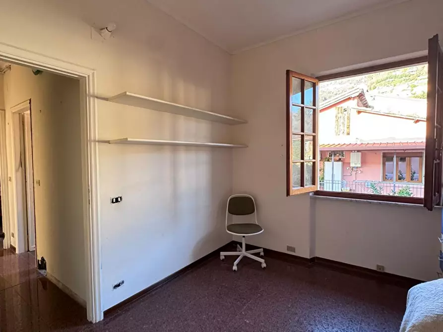 Immagine 18 di Appartamento in vendita  a Massa