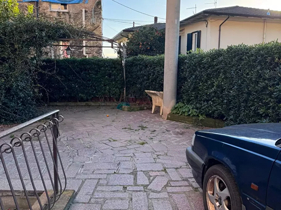 Immagine 33 di Appartamento in vendita  a Massa