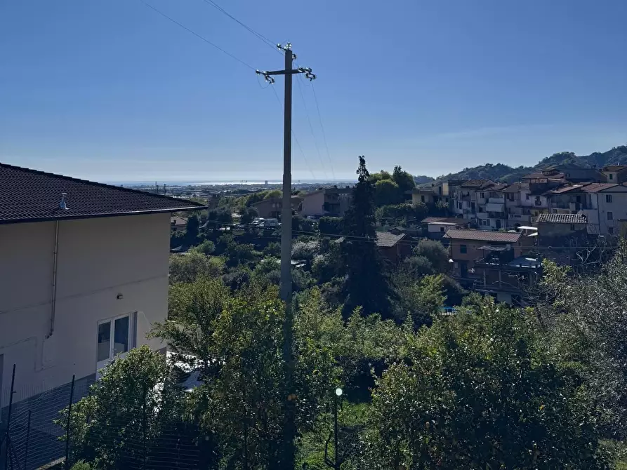 Immagine 40 di Appartamento in vendita  a Massa