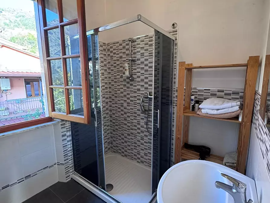 Immagine 24 di Appartamento in vendita  a Massa