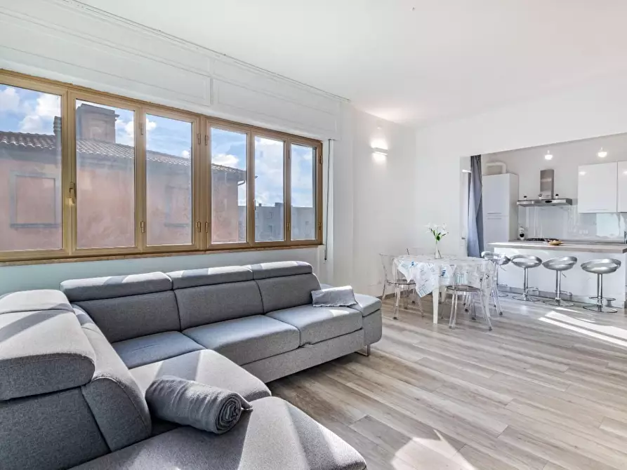 Immagine 2 di Appartamento in affitto  a San Vincenzo