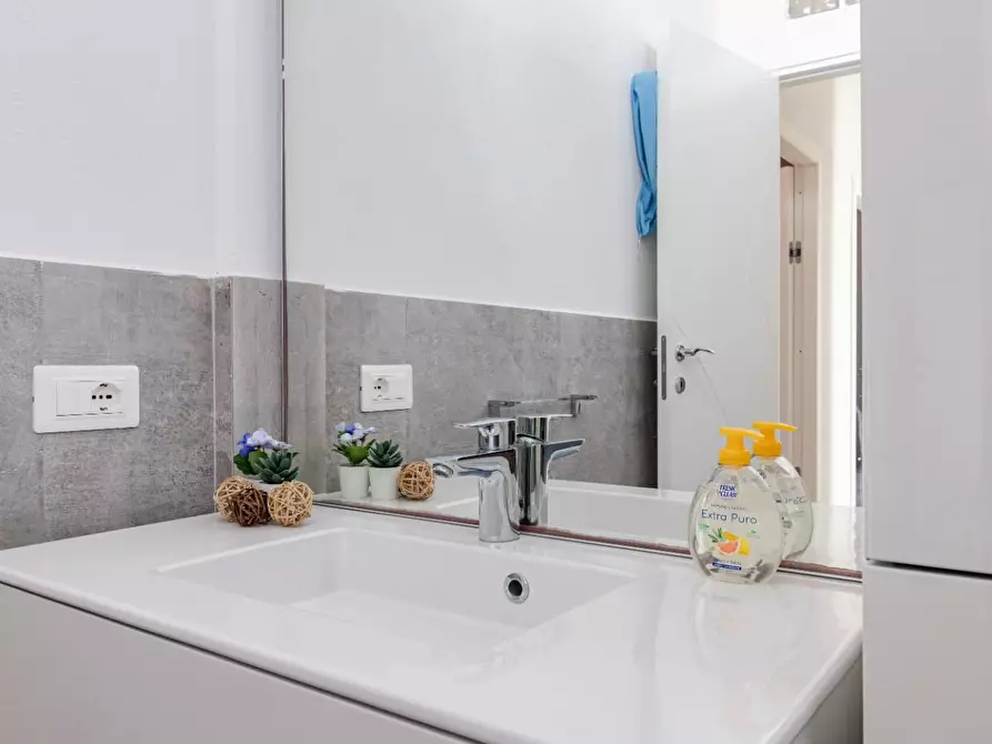 Immagine 19 di Appartamento in affitto  a San Vincenzo