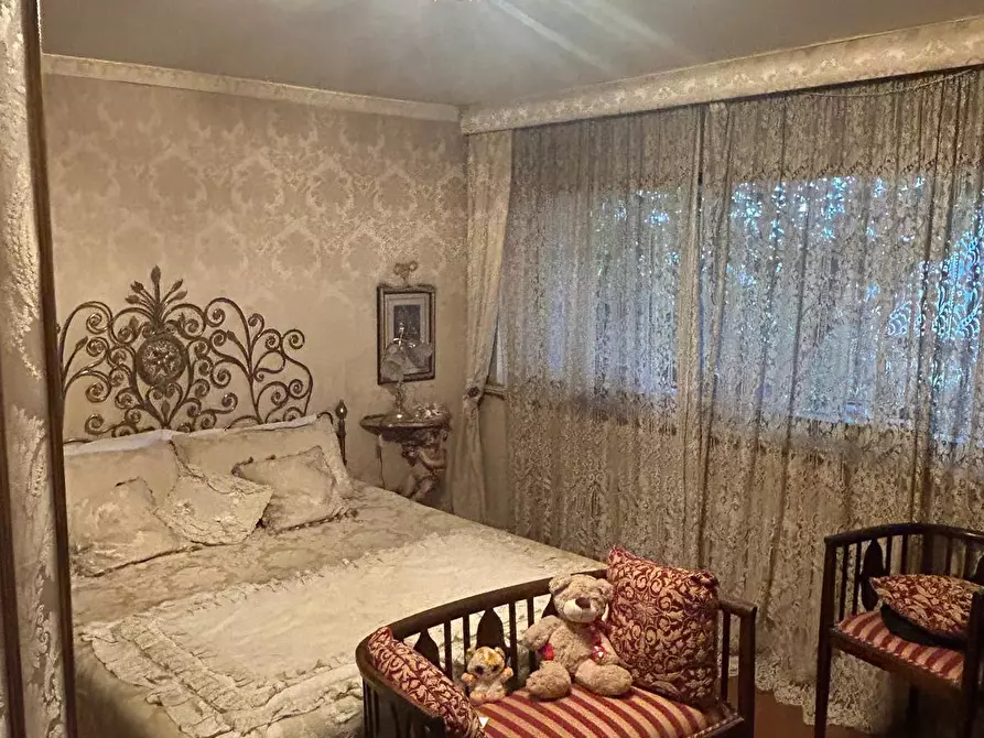 Immagine 11 di Casa bifamiliare in vendita  a Siena