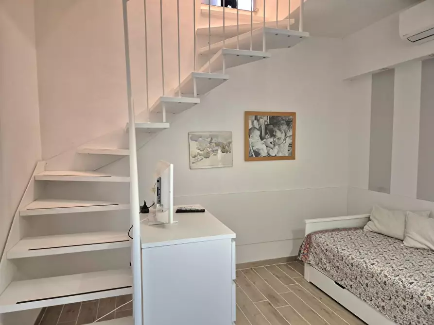 Immagine 9 di Appartamento in vendita  a Follonica