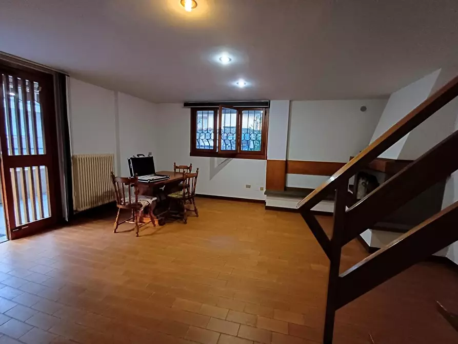 Immagine 11 di Appartamento in vendita  a Empoli