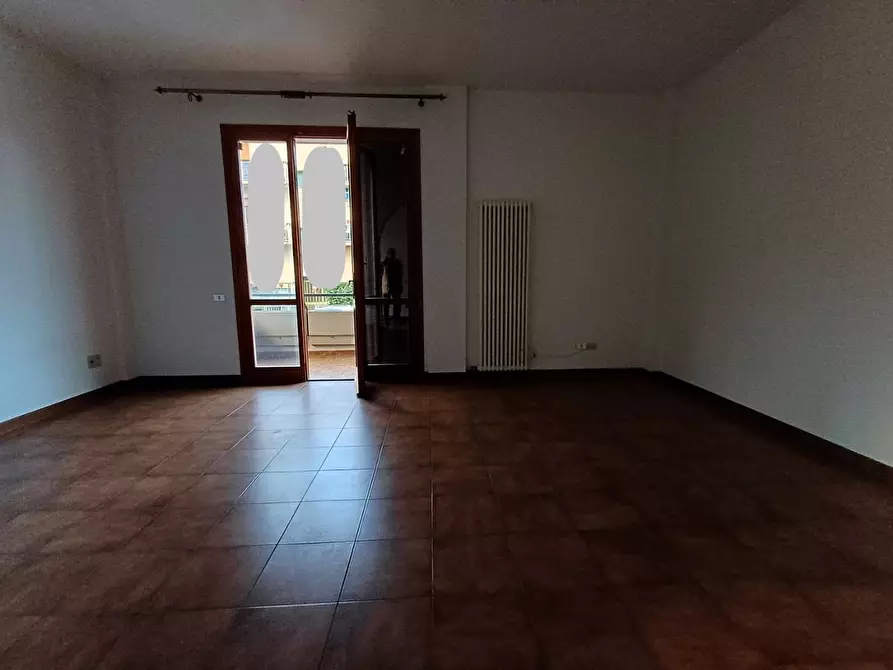 Immagine 2 di Appartamento in vendita  a Empoli