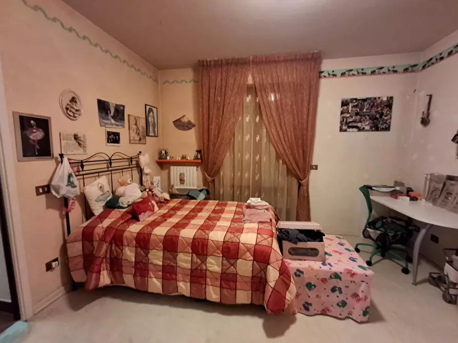 Immagine 13 di Appartamento in vendita  a Capraia E Limite