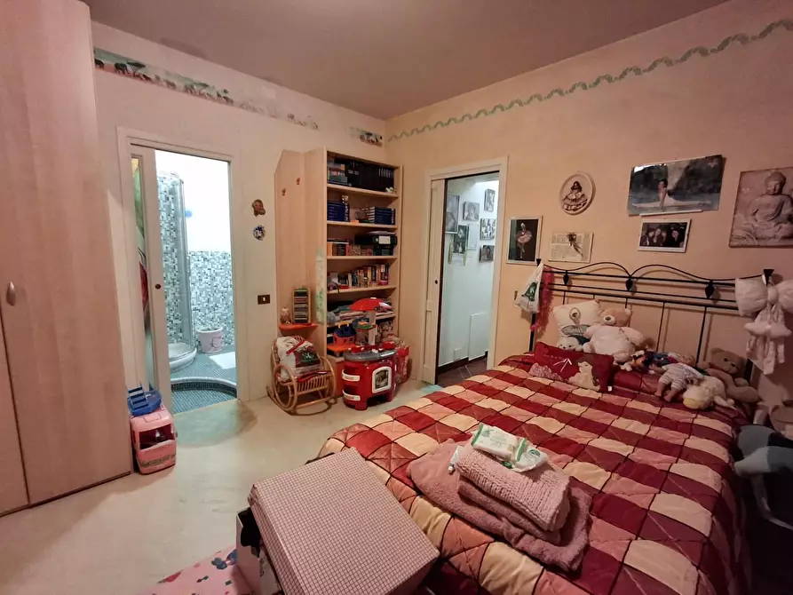 Immagine 14 di Appartamento in vendita  a Capraia E Limite