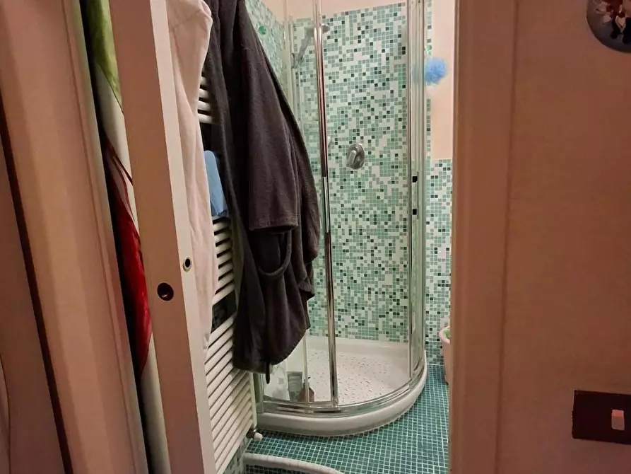 Immagine 10 di Appartamento in vendita  a Capraia E Limite