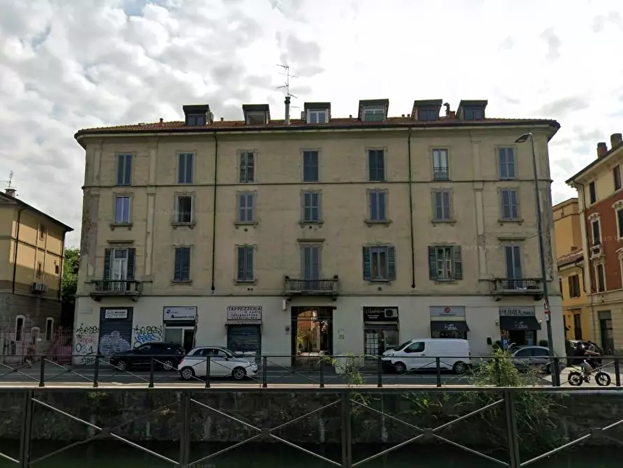 Immagine 1 di Appartamento in vendita  a Milano