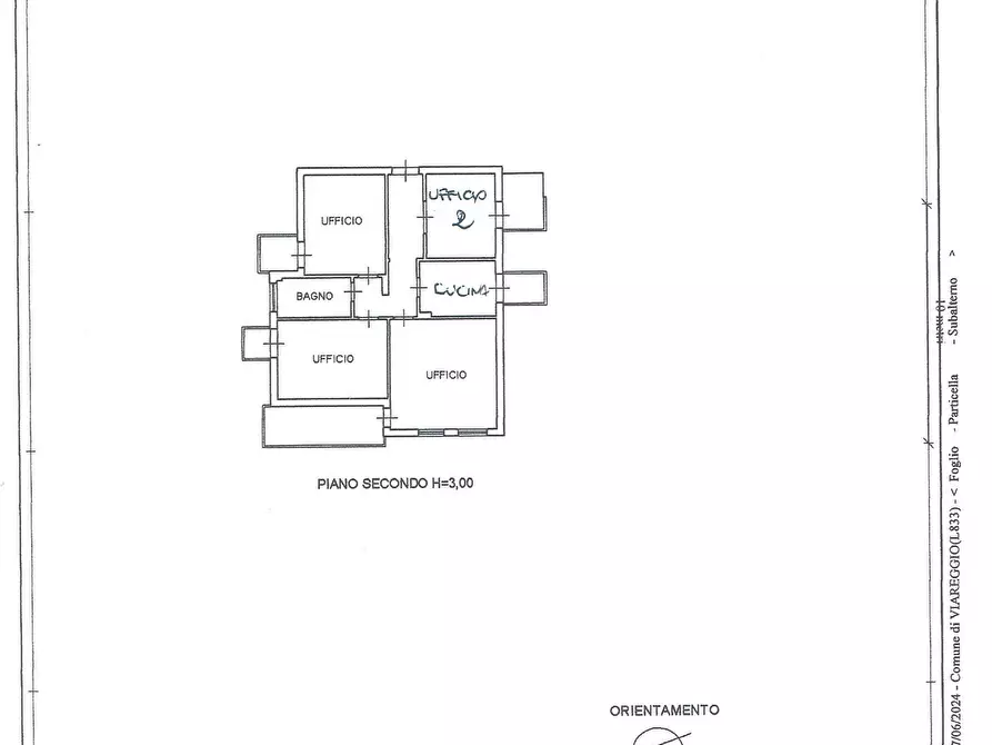 Immagine 33 di Ufficio in affitto  a Viareggio