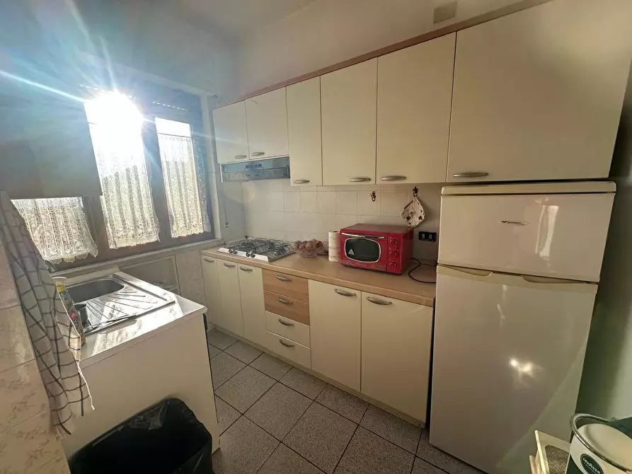 Immagine 6 di Appartamento in vendita  a Sarzana